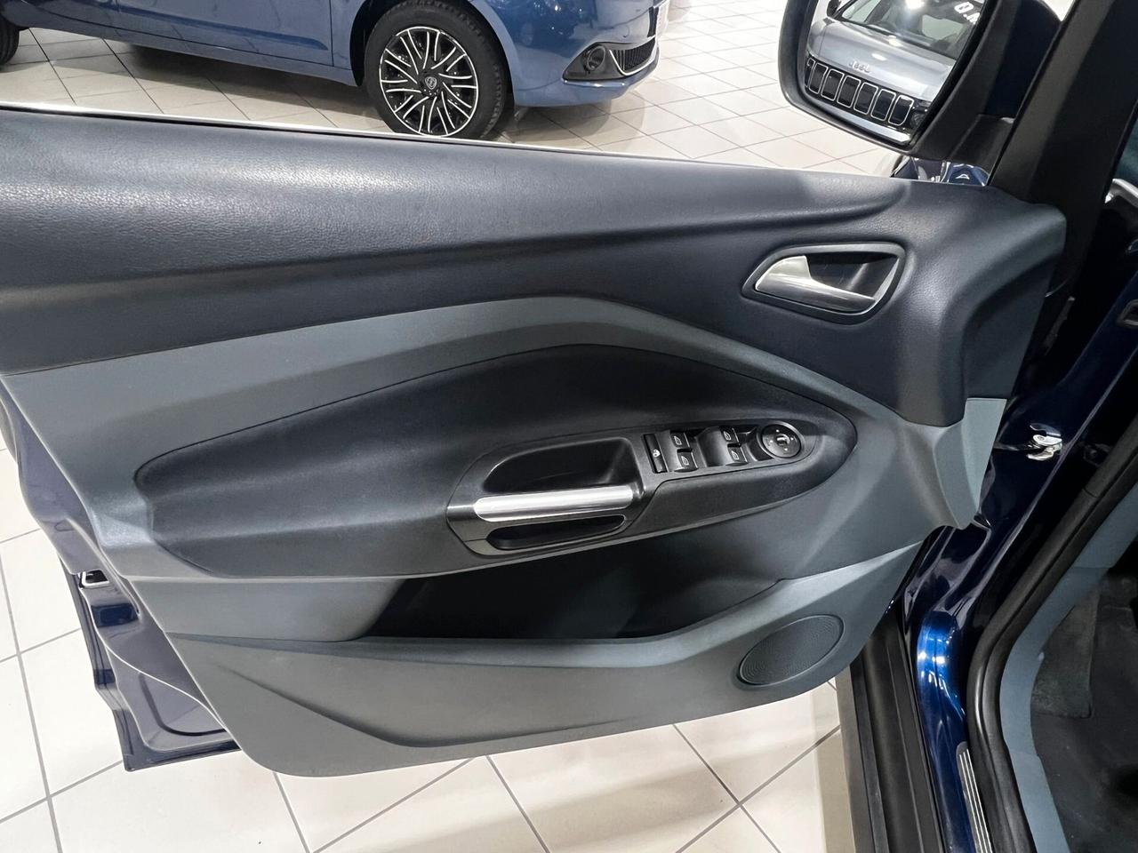 Ford C-Max 1.6 TDCi 115CV Titanium