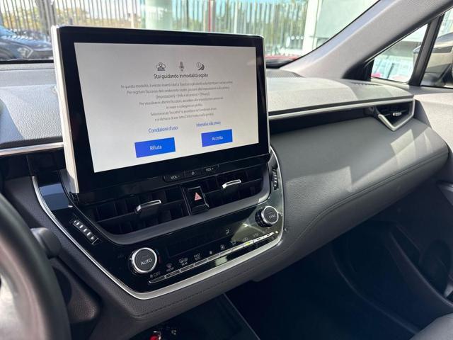 TOYOTA Corolla Cross 2.0 Hybrid 180 CV E-CVT AWD-i Premium