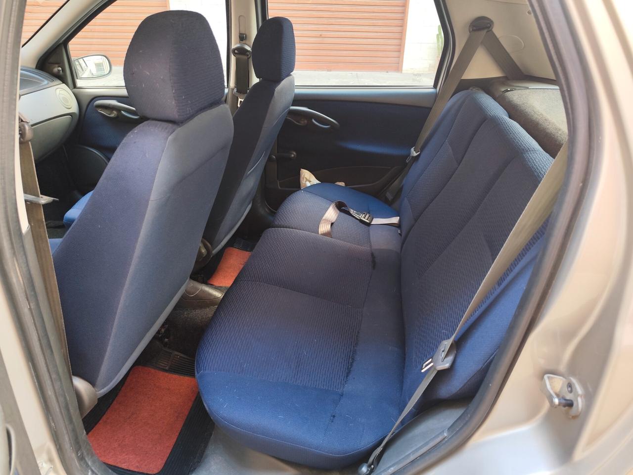 Fiat Punto 1.2i cat 5 porte 60cv