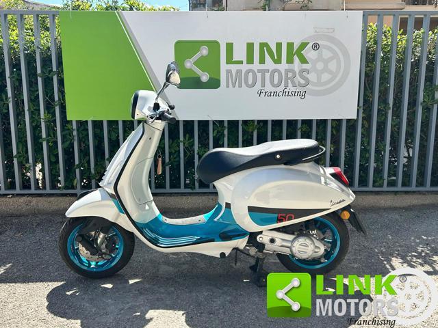 PIAGGIO Vespa 50 primavera .