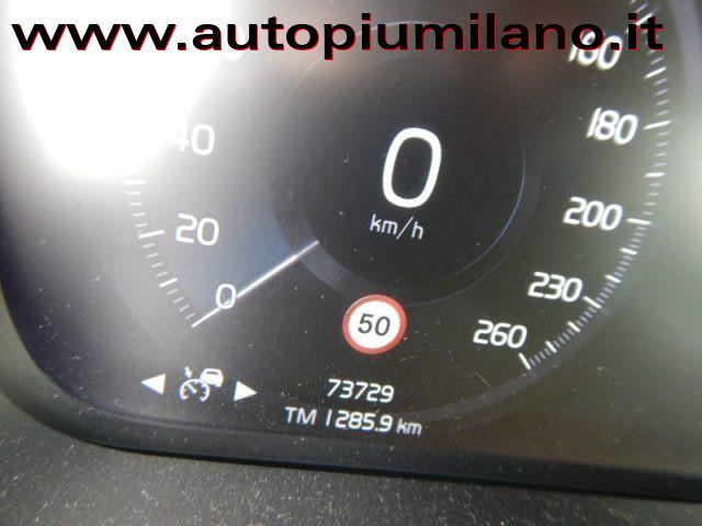 VOLVO XC40 B4 AWD Geartronic Inscription