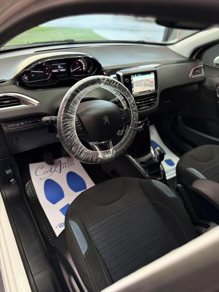 Peugeot 208 1.6 HDI 92 CV ALLURE FULL 2015