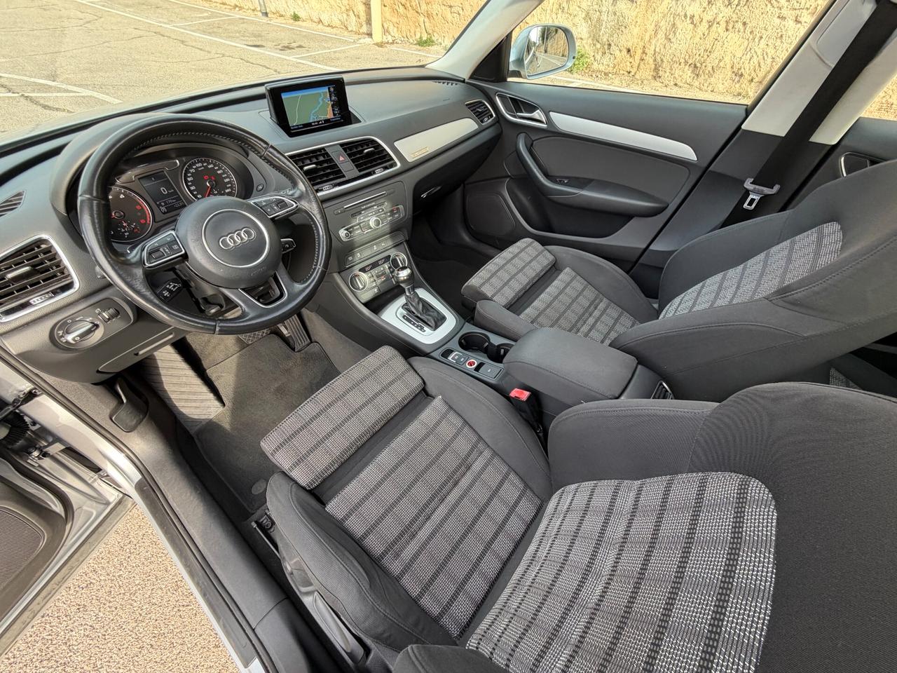 Audi Q3 SPORT EDITION/2.0 150CV/TETTO/FULL LED/18"
