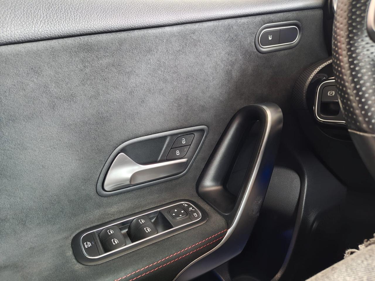 Mercedes-benz A 180 d Automatic Premium