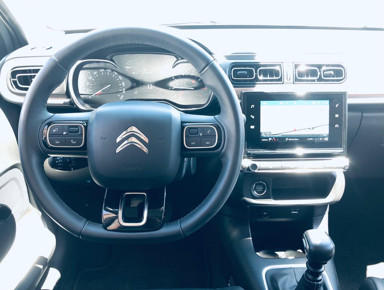 Citroen C31.2 110 CV TETTO NERO Shine -telecam-