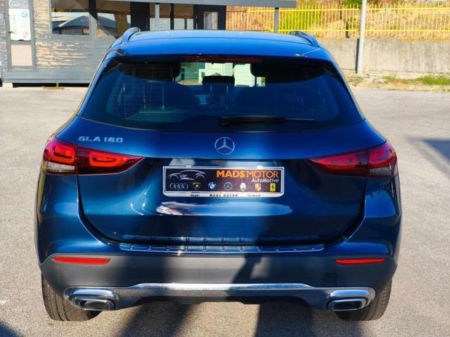 MERCEDES-BENZ GLA 180 Automatic Sport Plus