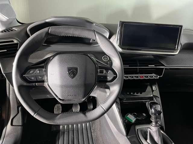 Peugeot 208 1.2 100cv Allure + Key Less + Navi + Telecamera