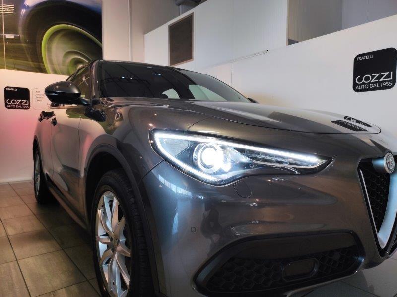 ALFA ROMEO Stelvio - Stelvio 2.2 Turbodiesel 210 CV AT8 Q4 Executive
