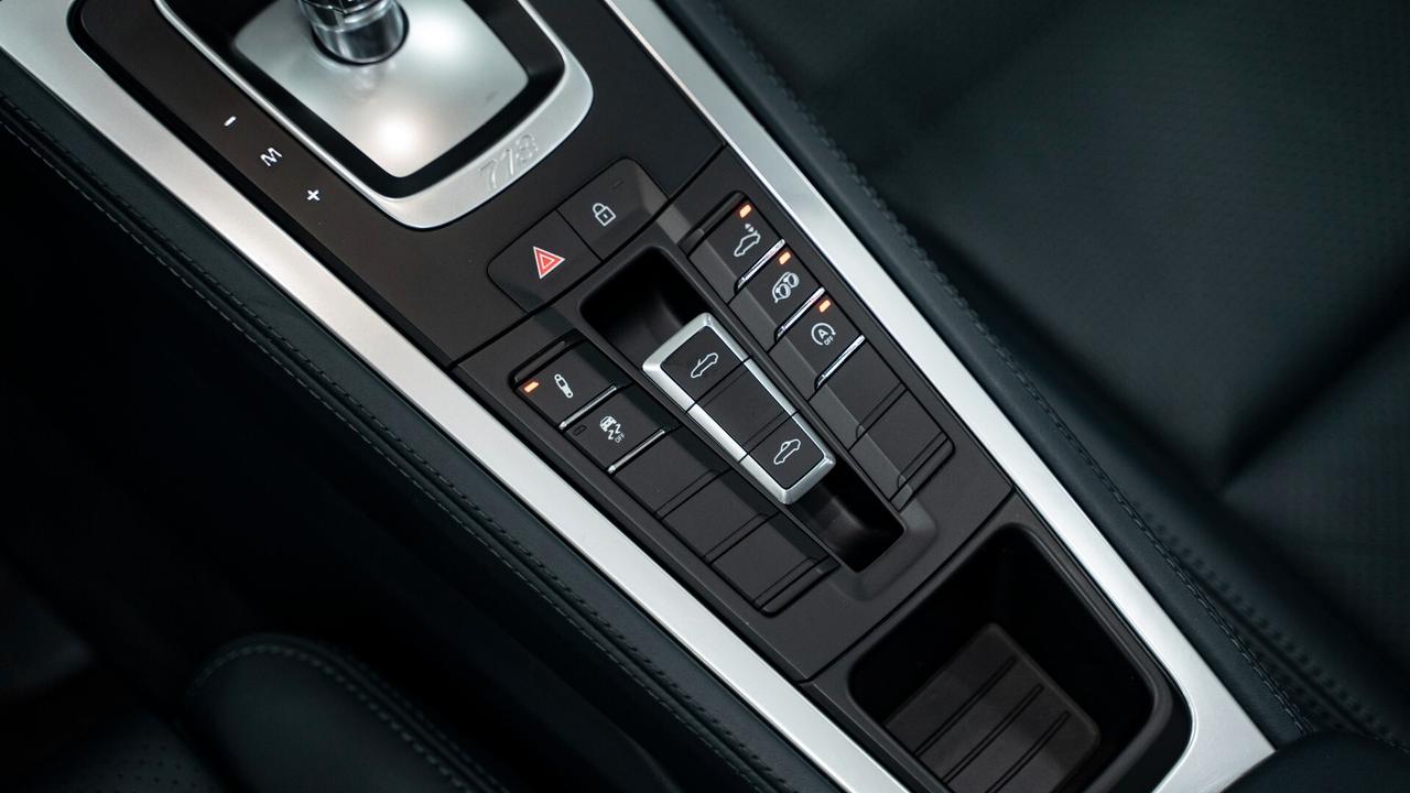 Porsche Boxster 718 GTS 2.5 365 CV PDK PACK CHRONO SCARICHI XENO