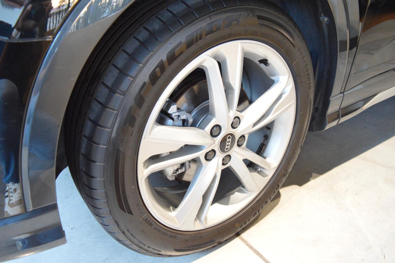 Audi Q3 SPB 35 TDI S tronic line edition