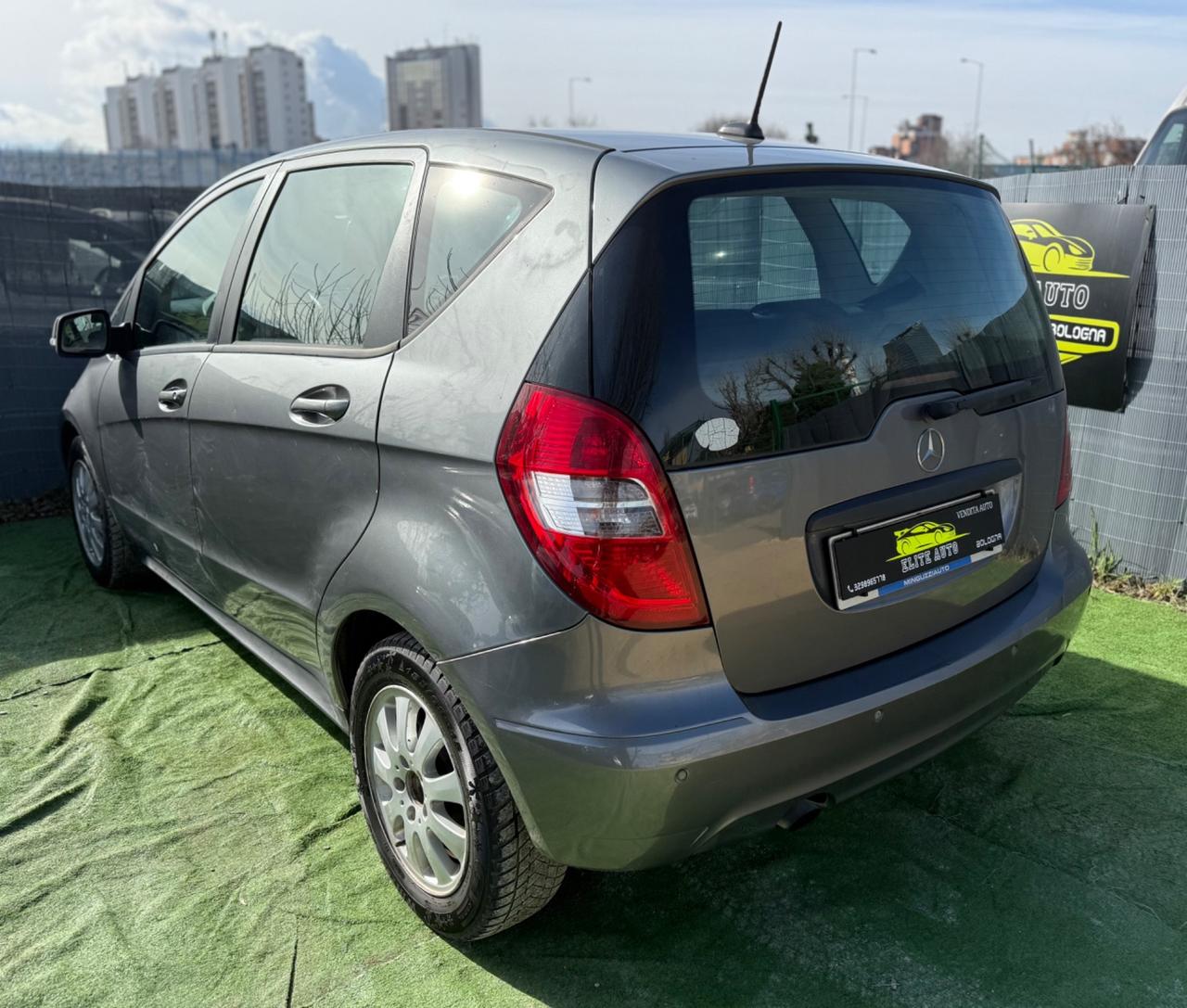 Mercedes CLASSE A 160 BENZINA 2011 BLUEFFICENCY NEOPATENTATI