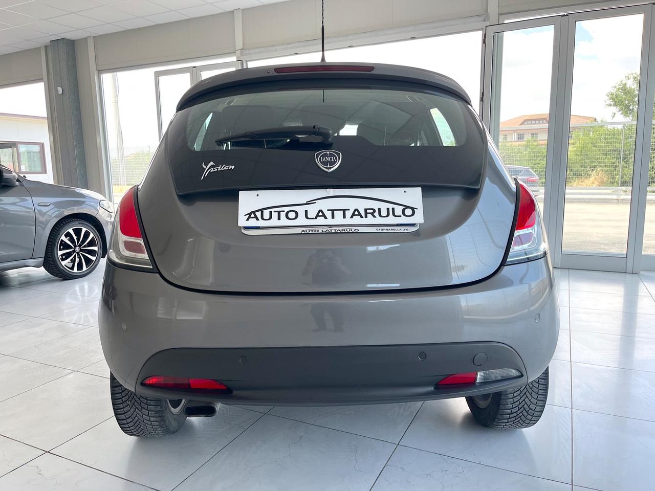 Lancia Ypsilon 1.2 69 CV 5 porte Platinum FULL