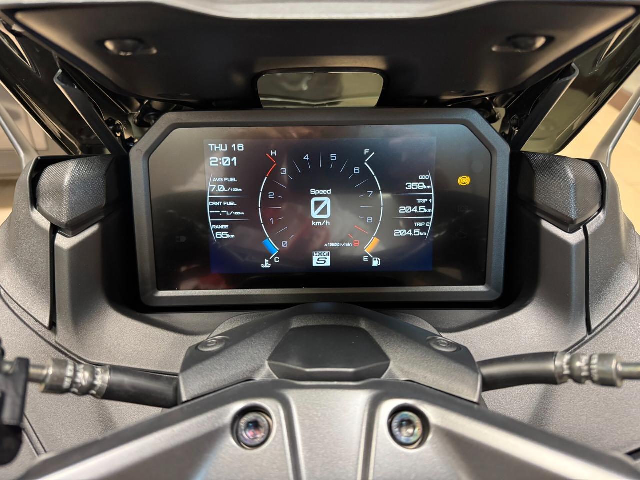 Yamaha T Max 560