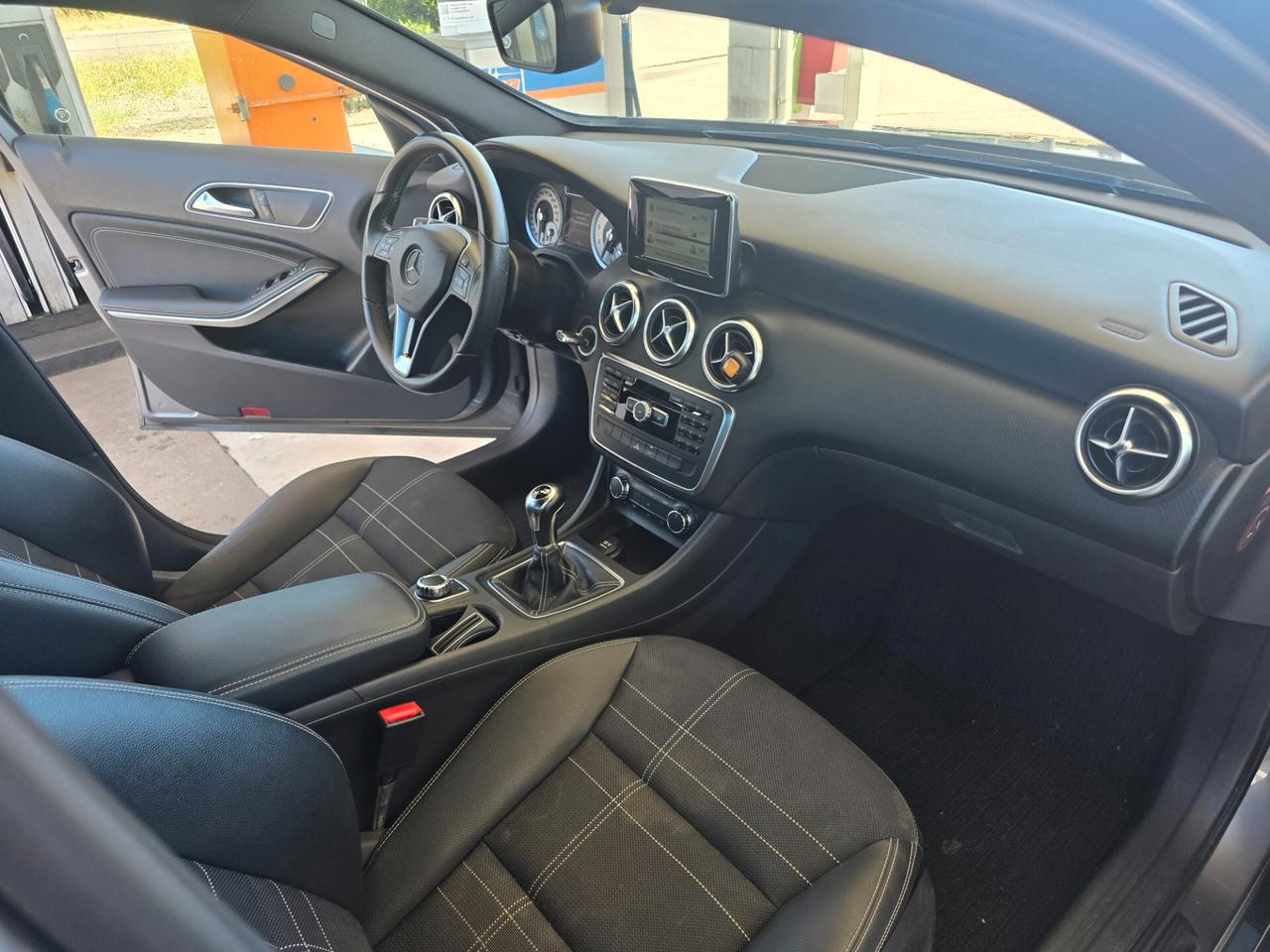 Mercedes-benz A 180 Premium