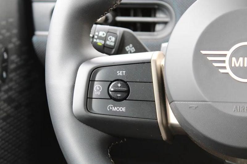 MINI Cooper 1.5 C Classic Trim Paket S LED NAVI HEAD-UP CAMERA