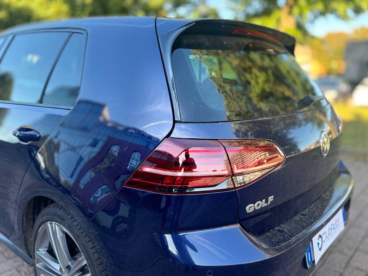 Volkswagen Golf 1.5 tsi Sport 150cv dsg