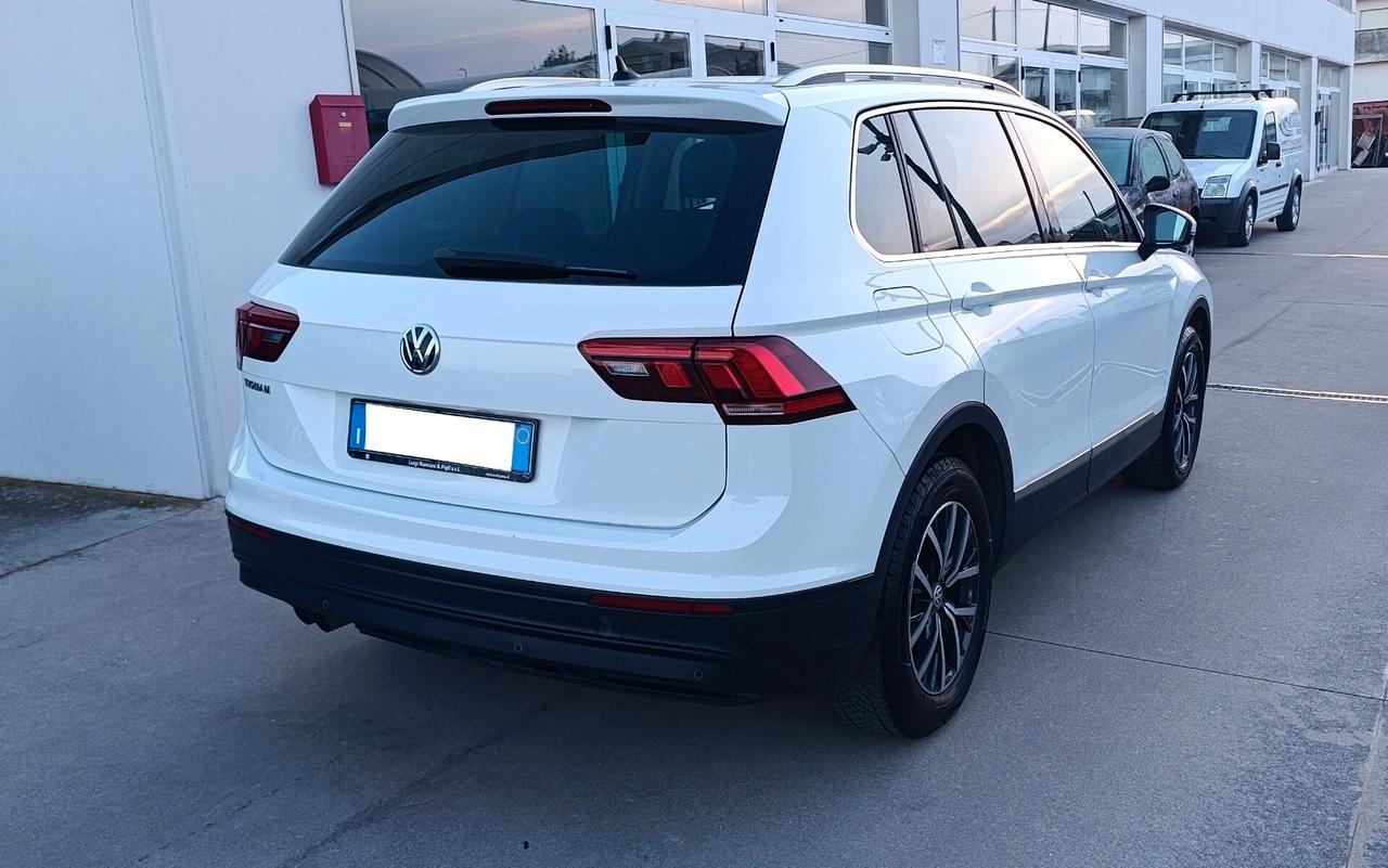 Volkswagen Tiguan 1.6 TDI 115cv Business - Uniproprietario - Service Volkswagen