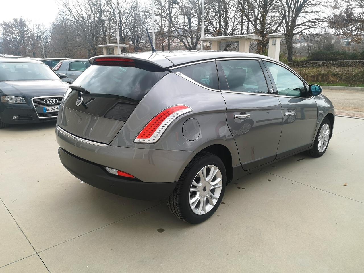 Lancia Delta 2.0 m jet 165 cv platino