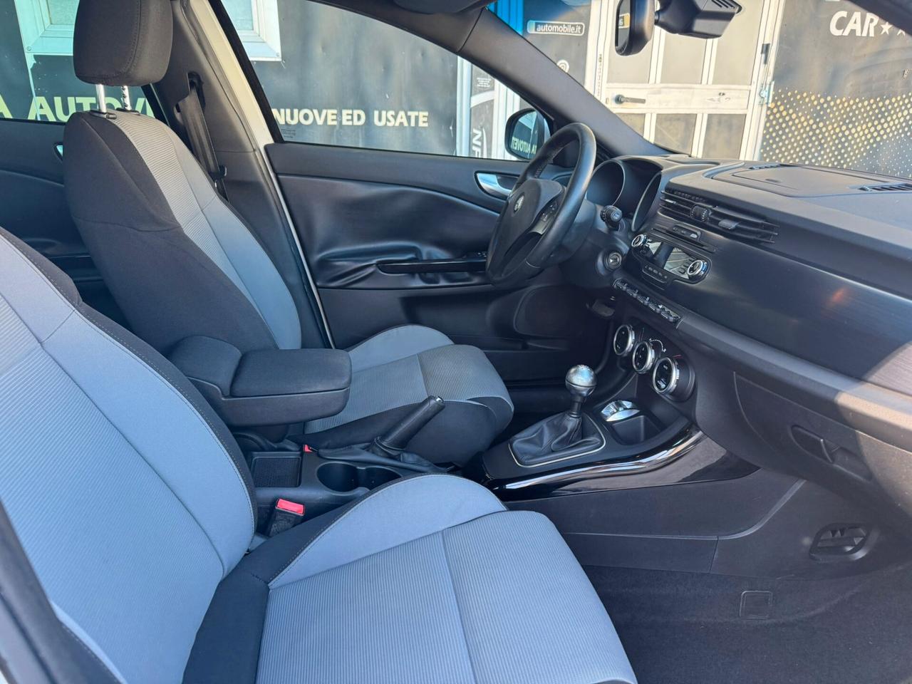Alfa Romeo Giulietta 2.0 140 CV GANCIO TRAINO