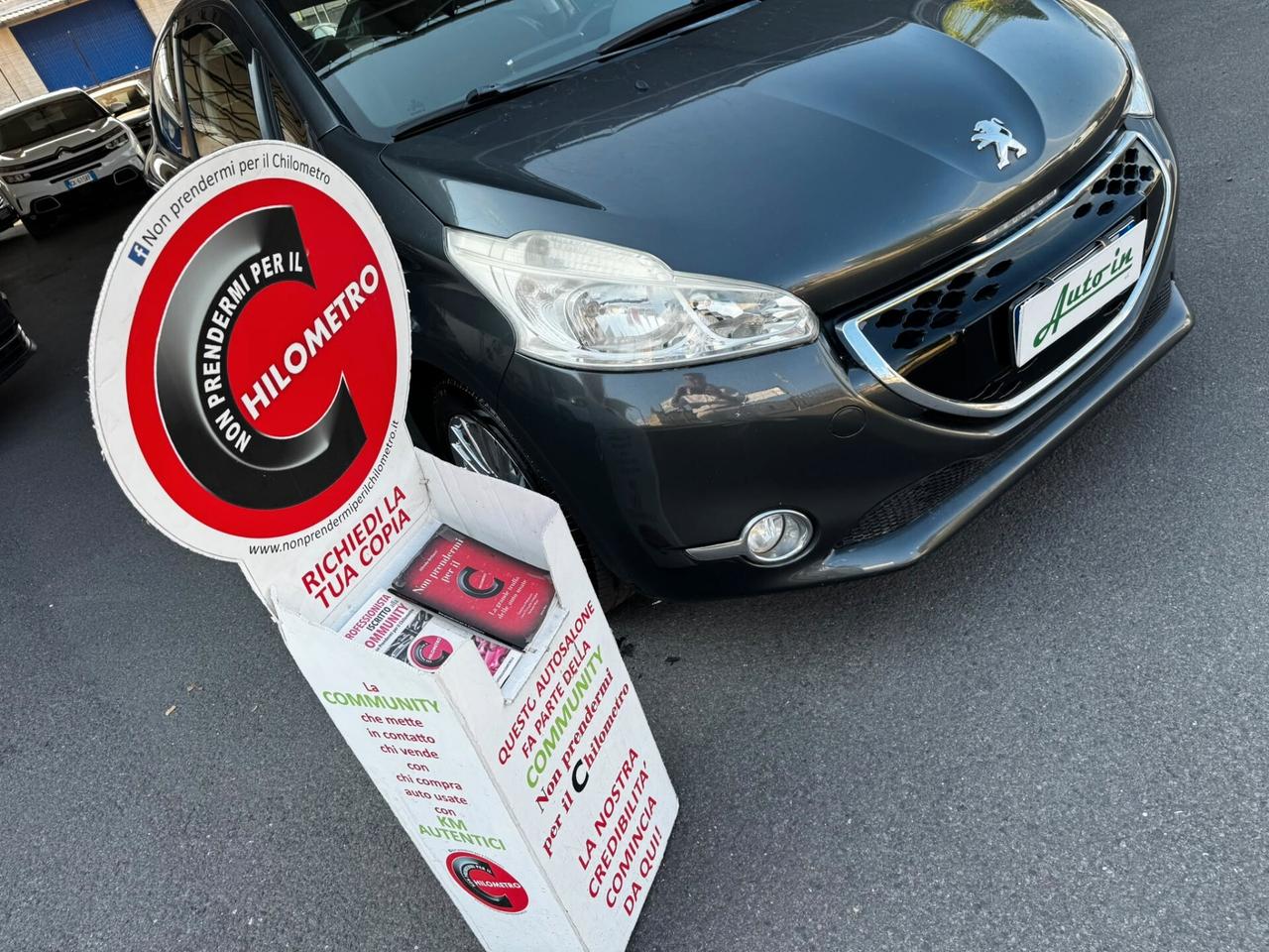 Peugeot 208 1.4 e-HDi 68 CV S&S robotizzato 3 porte Active