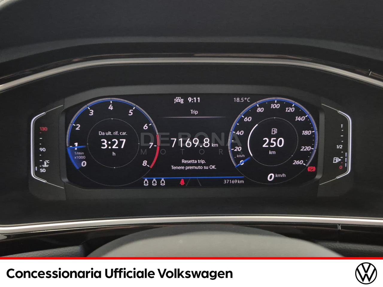 Volkswagen T-Roc 1.0 tsi r-line 110cv