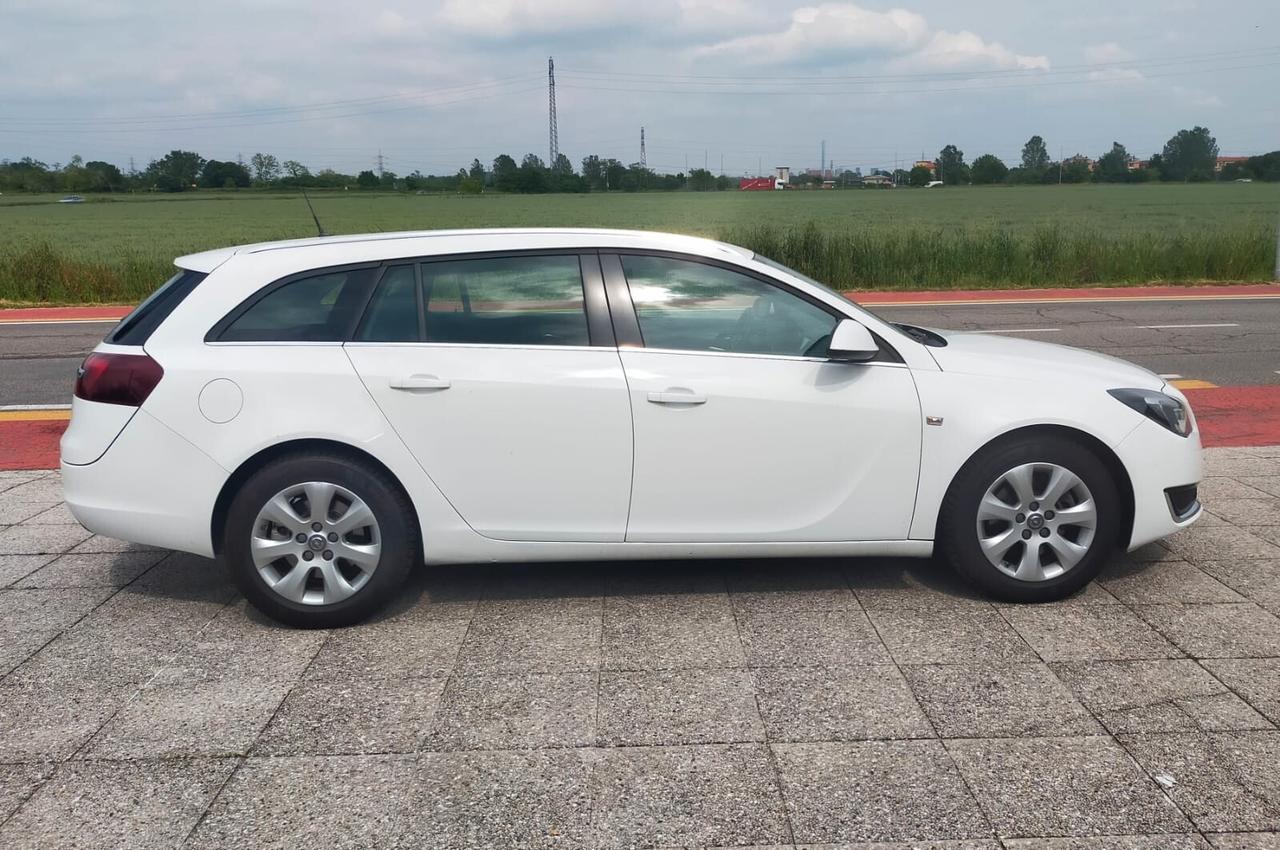 Opel Insignia 2.0 CDTI 140CV Ecopower 104gr. Sports Tourer Advance s1