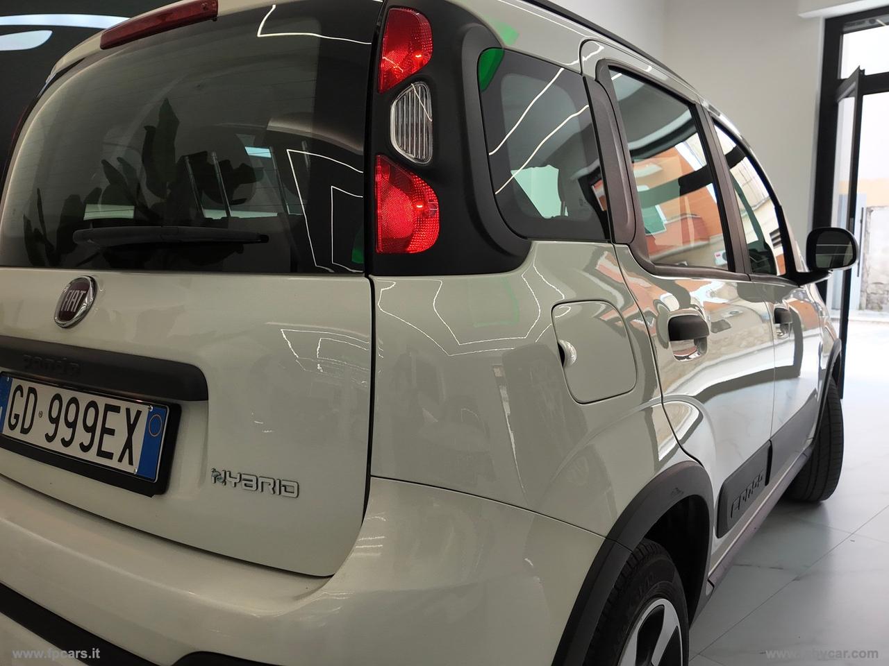 FIAT Panda CITY Cross 1.0 FireFly S&S Hybrid