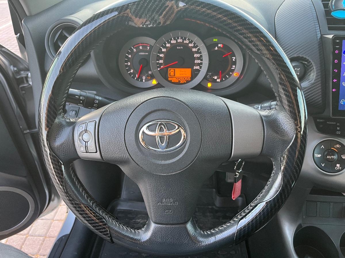 TOYOTA RAV4 2.2 D-4D 136CV Sol