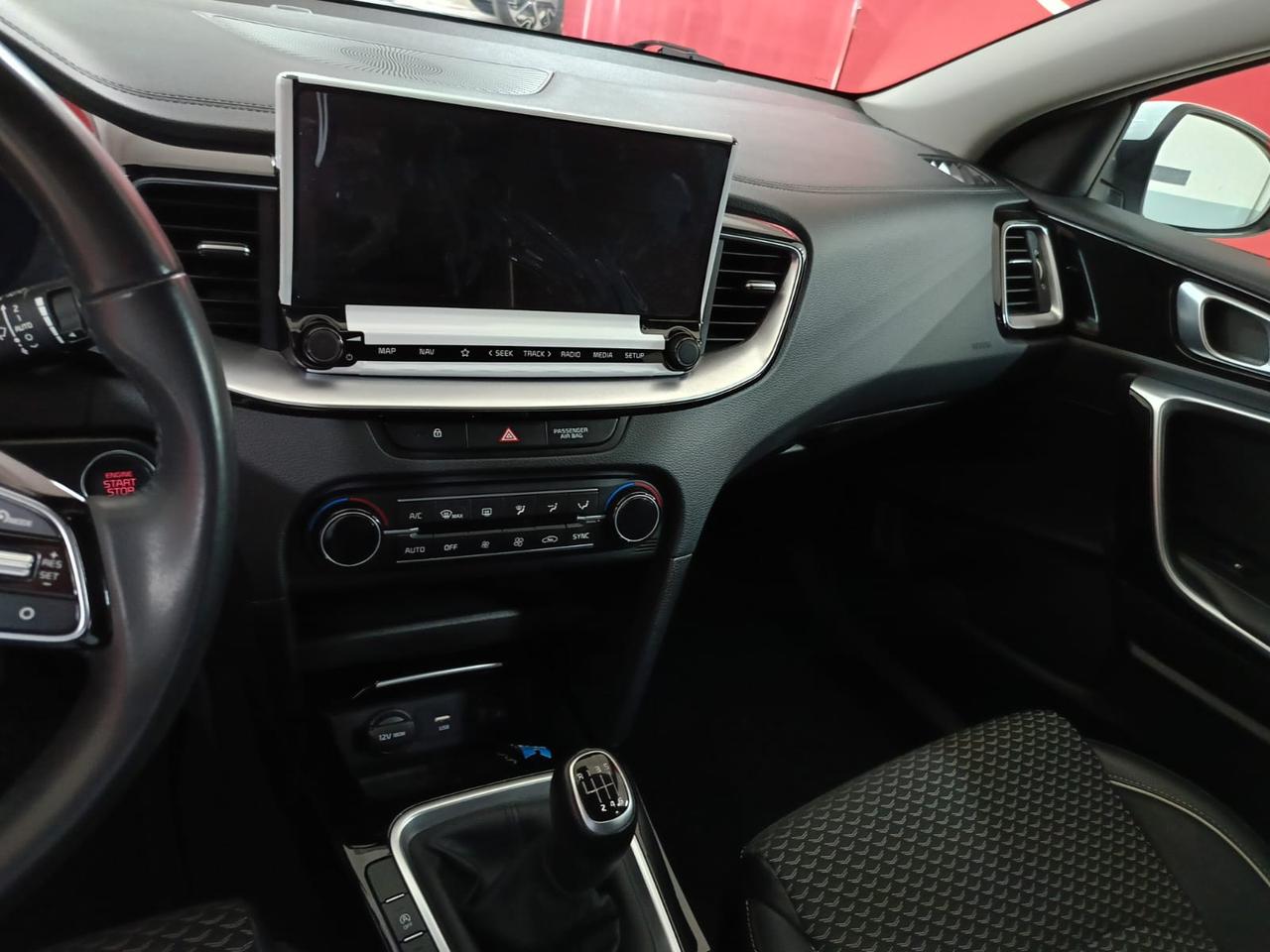 KIA XCeed 2019 - XCeed 1.0 t-gdi High Tech Gpl 117cv