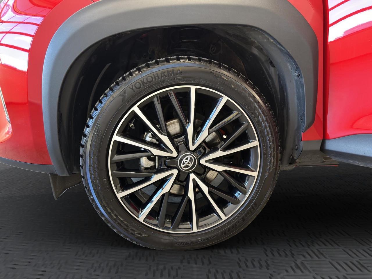 Toyota Yaris Cross 1.5h Lounge fwd 116cv e-cvt