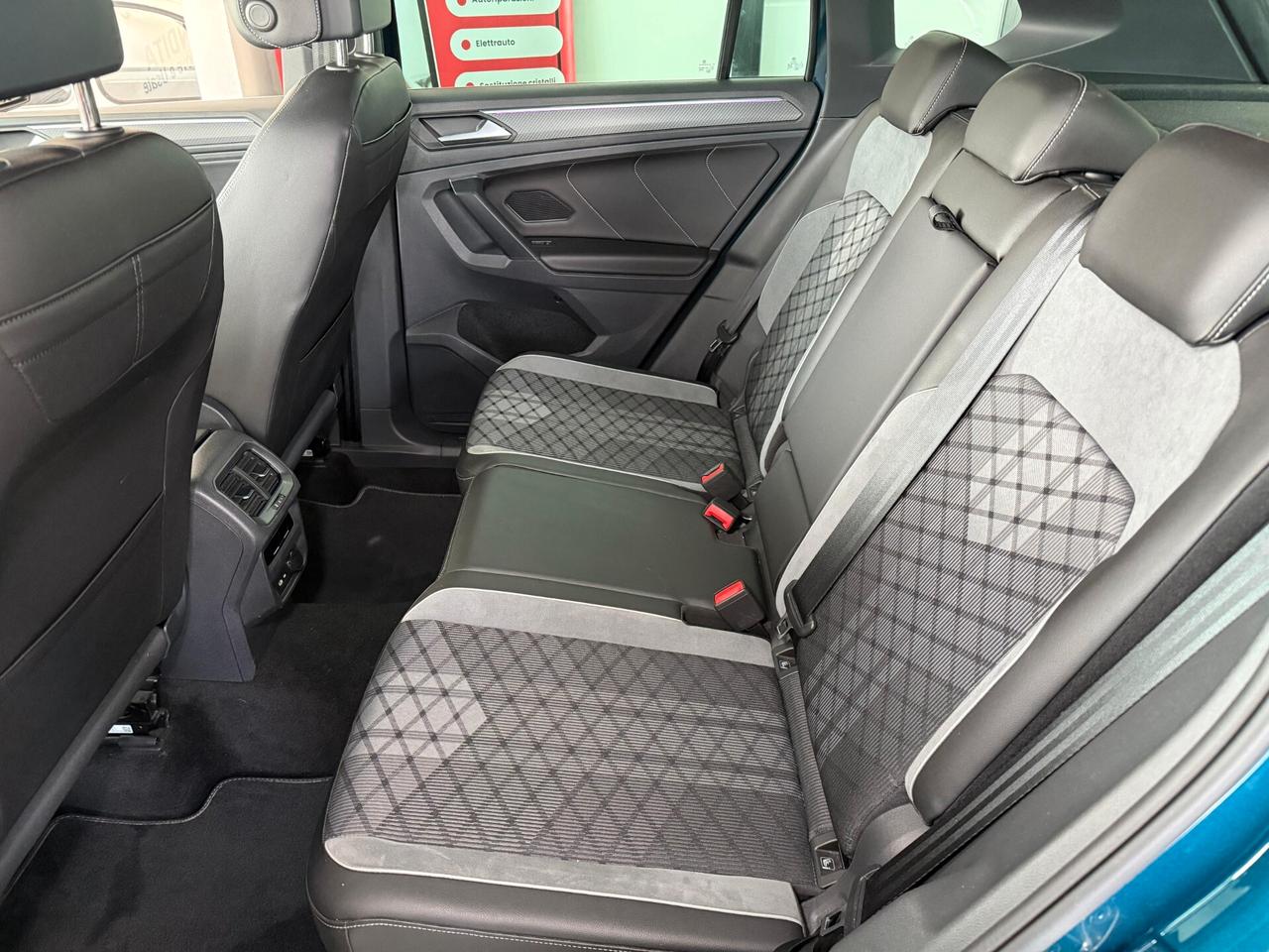 Volkswagen Tiguan 1.5 TSI 150 CV DSG ACT R-Line