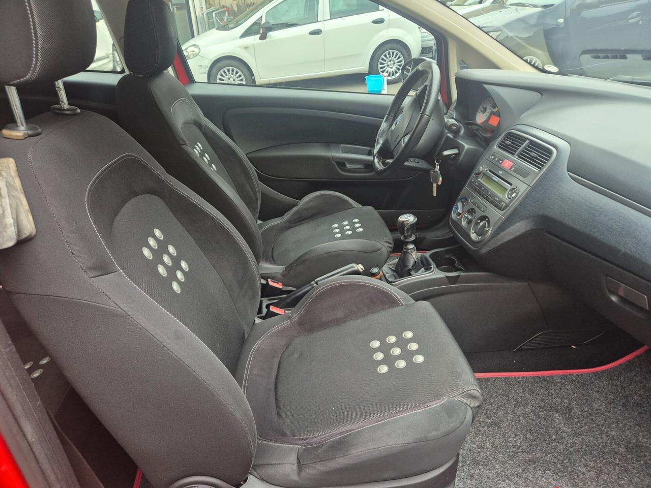 Fiat Grande Punto 1.4 BENZ SPORT NUOVISSIMA 118000KM