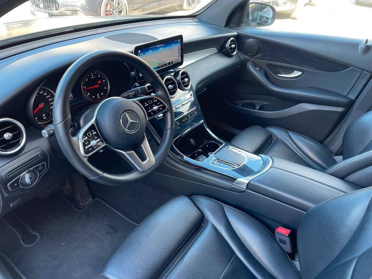 MERCEDES GLC COUPE' 200d 4MATIC PREMIUM AMG