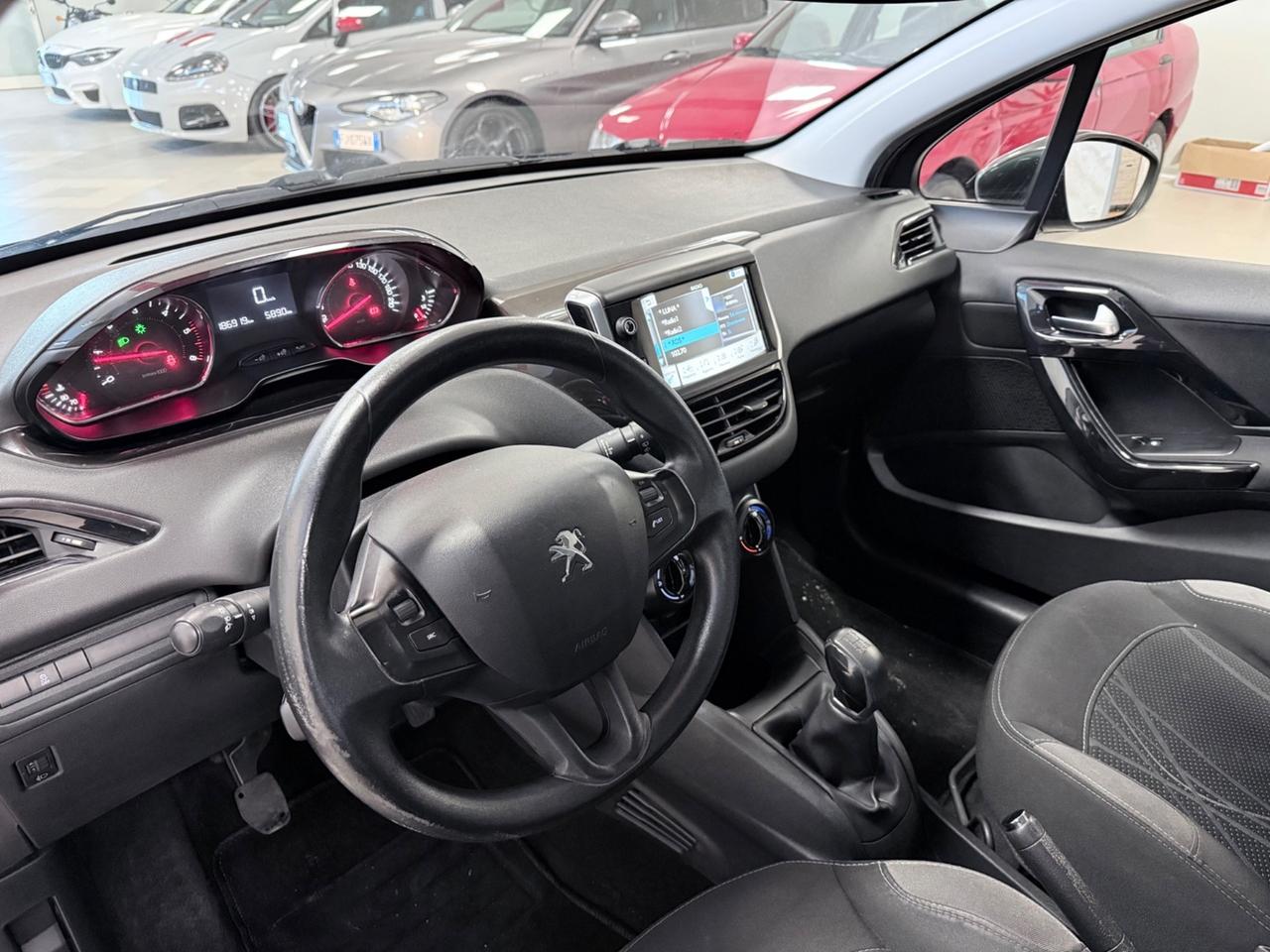 Peugeot 208 1.4 HDi 68 CV 5 porte Allure