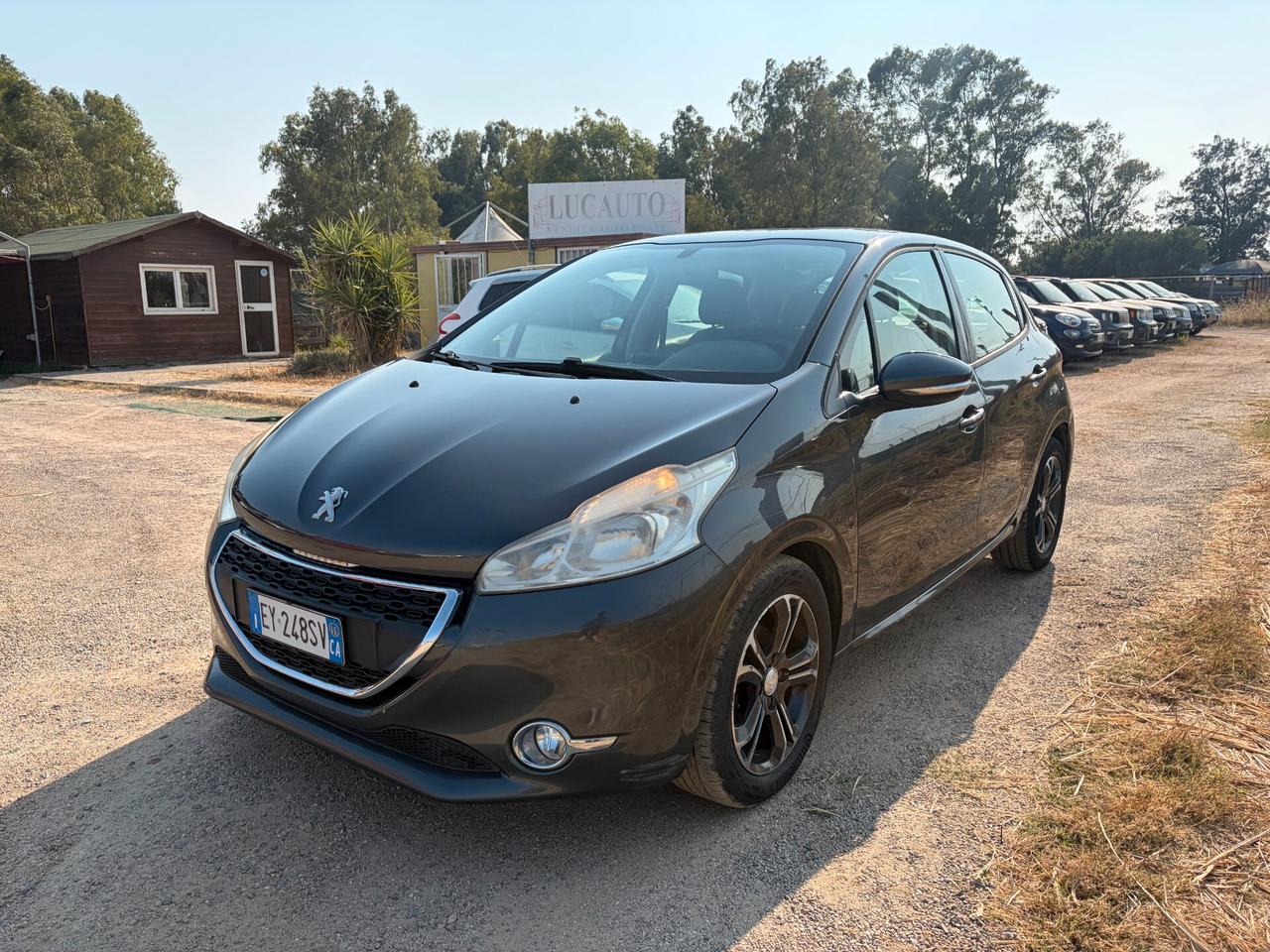 PEUGEOT 208 ALLURE 1.2 82CV 101.000 KM ANNO 2015 NEOPATENTATI