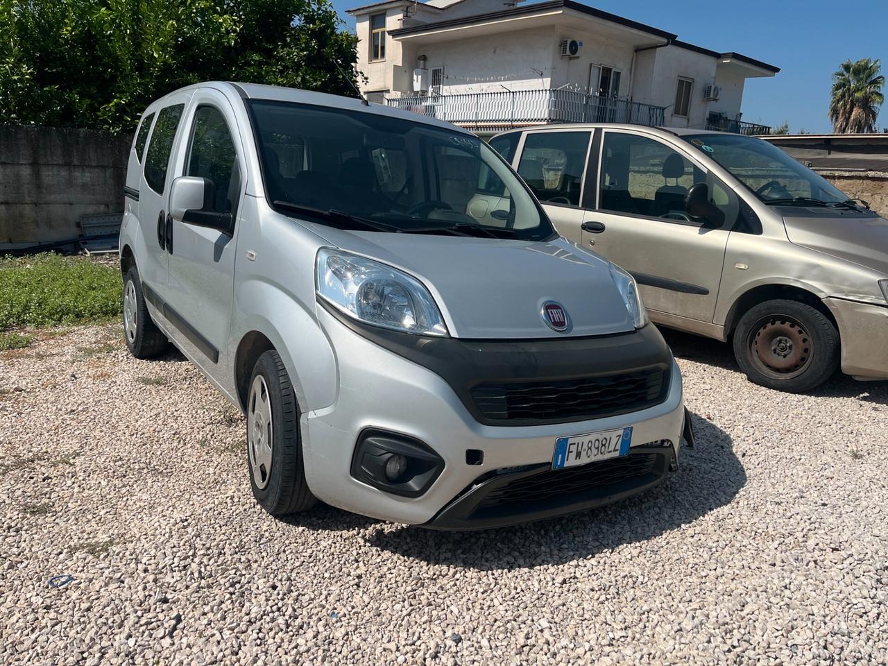 Fiat Qubo 1.3 MJT 80 CV 42000 km certificati incidentato