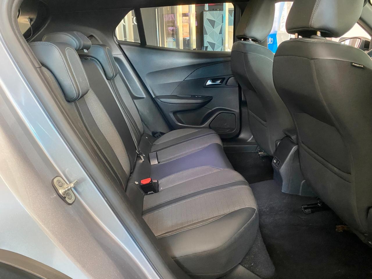 Peugeot 2008 PureTech 100 S&S Allure-2023