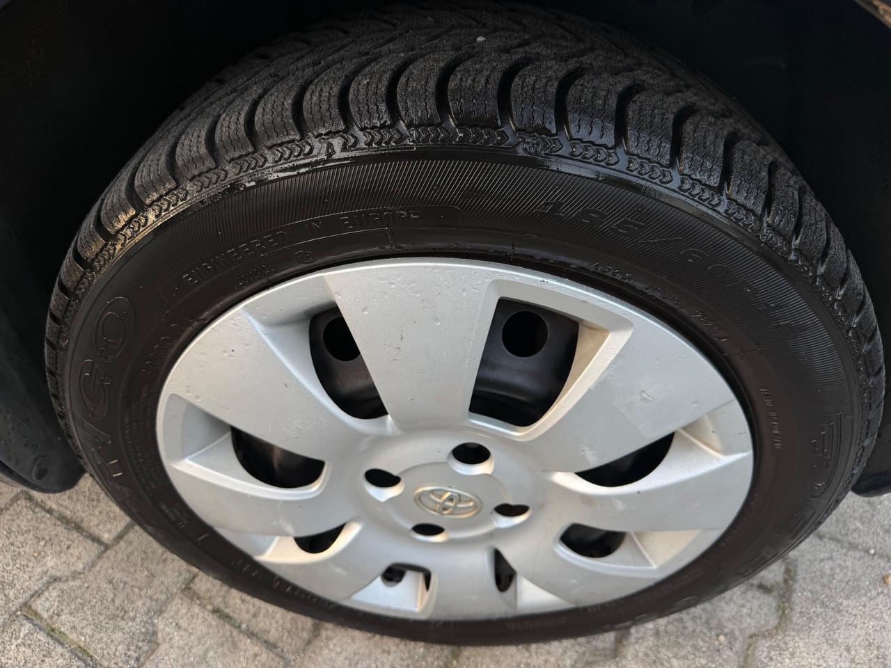 Toyota Yaris 1.0 5 porte BENZINA 2008