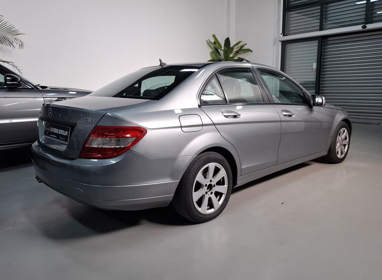 Mercedes-benz C 220 CDI Avantgarde AMG FIRST