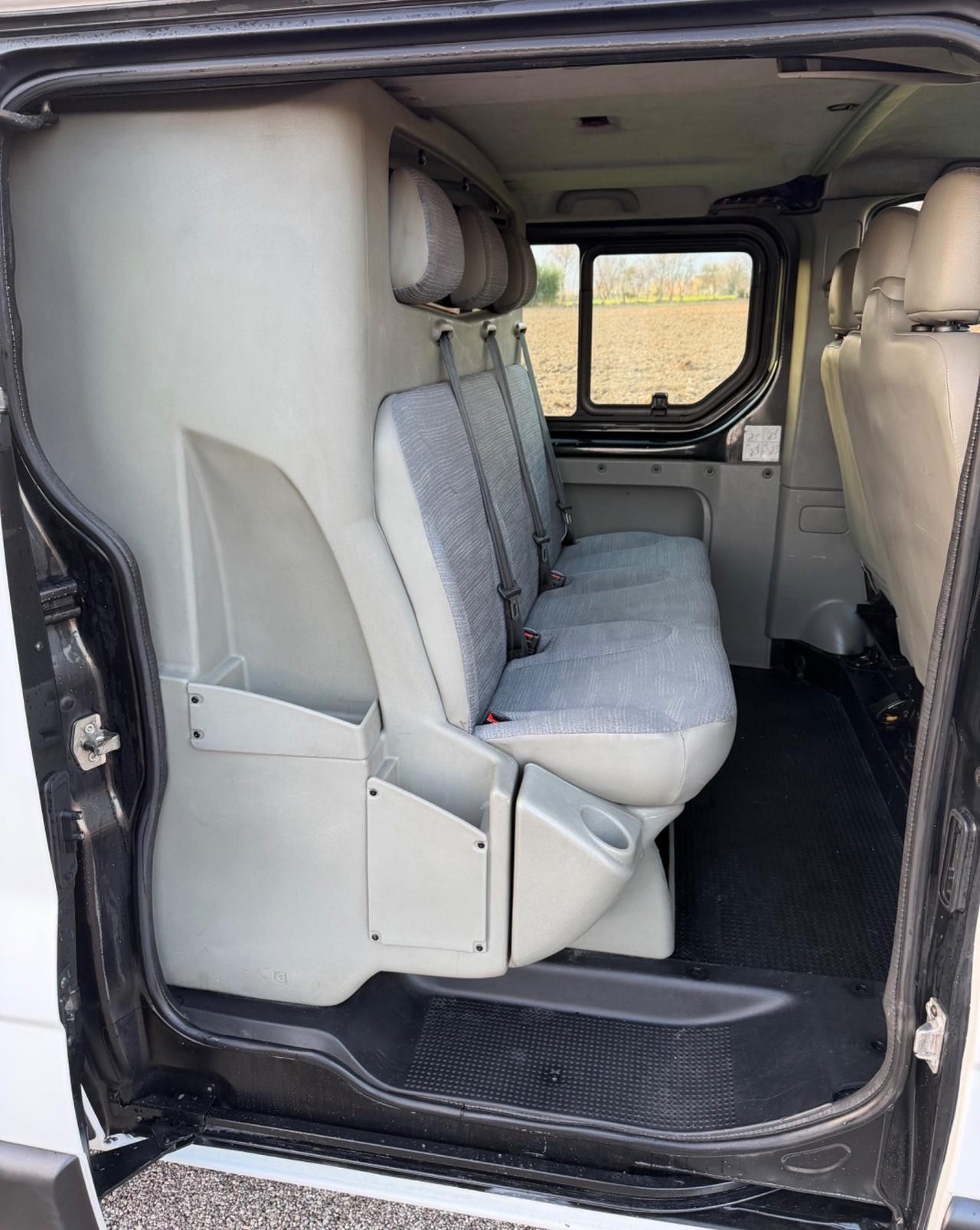 RENAULT TRAFIC 2.0 CTDI 115 cv COMBINATO 6 POSTI