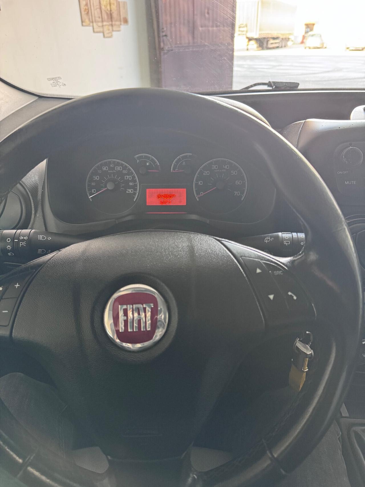 Fiat Qubo 1.3 MJT 75 CV Trekking