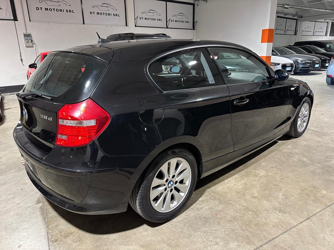 Bmw 118d 3P - RETROCAMERA - A/C