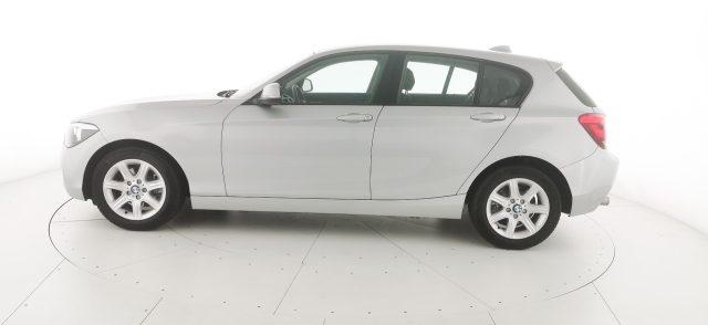 BMW 120 d 5p. Unique - CAMBIO AUTOMATICO