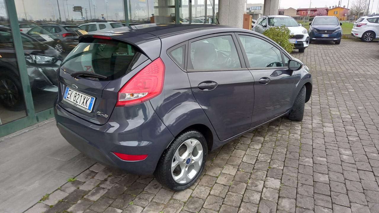 Ford Fiesta Ikon 1.4 5 porte Bz.- GPL