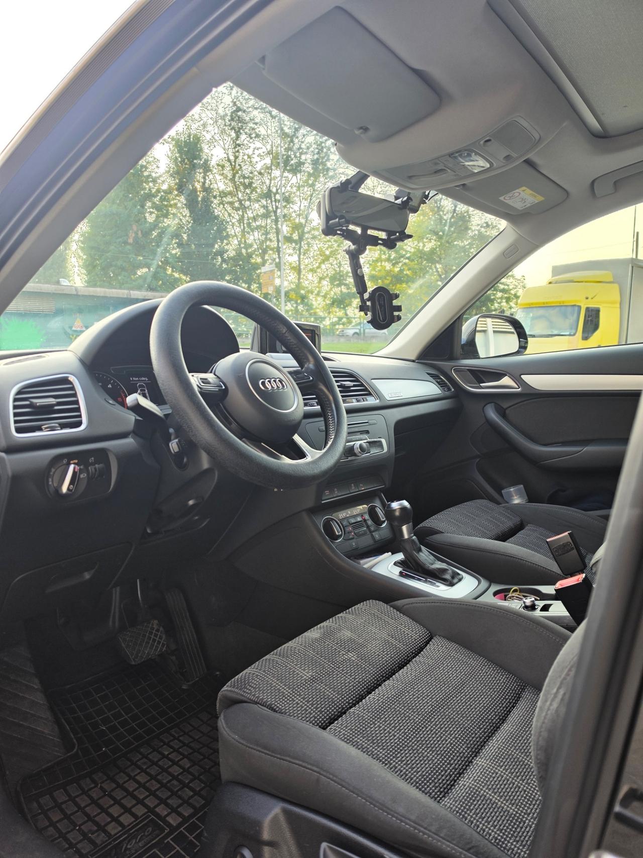 Audi Q3 2.0 TDI 184 CV S tronic quattro edition Sport