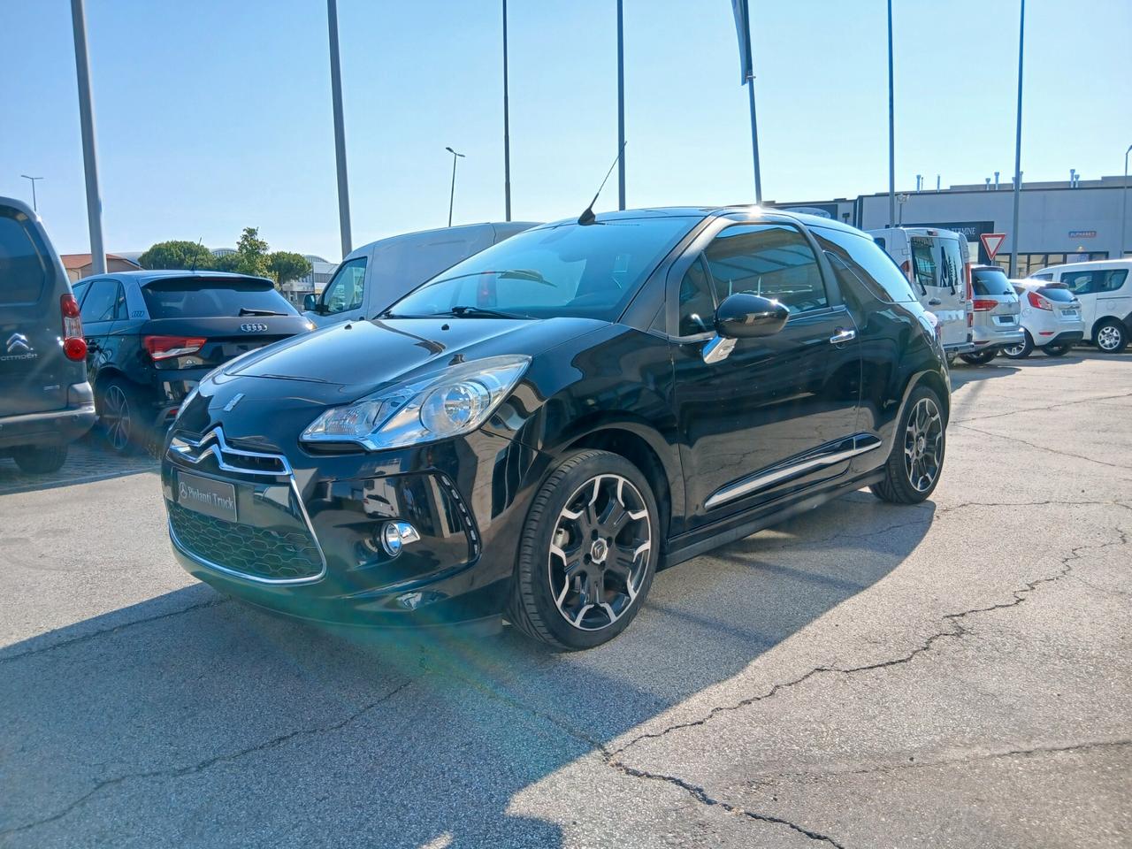 C318 - Ds DS3 3 1.6 VTi 120 So Chic Cabrio