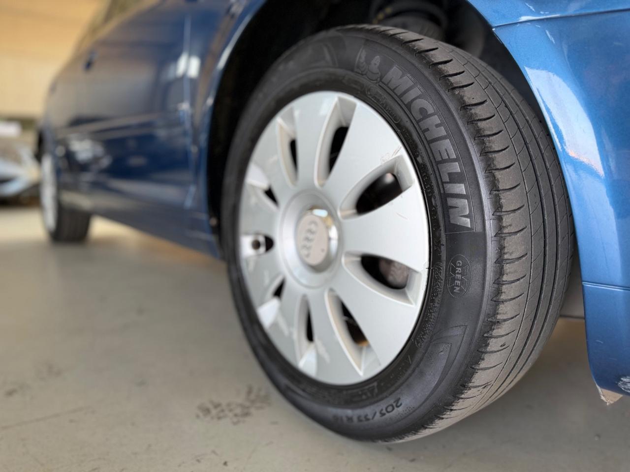 Audi A3 SPB 1.6 16V FSI Ambition NEOPATENTATI