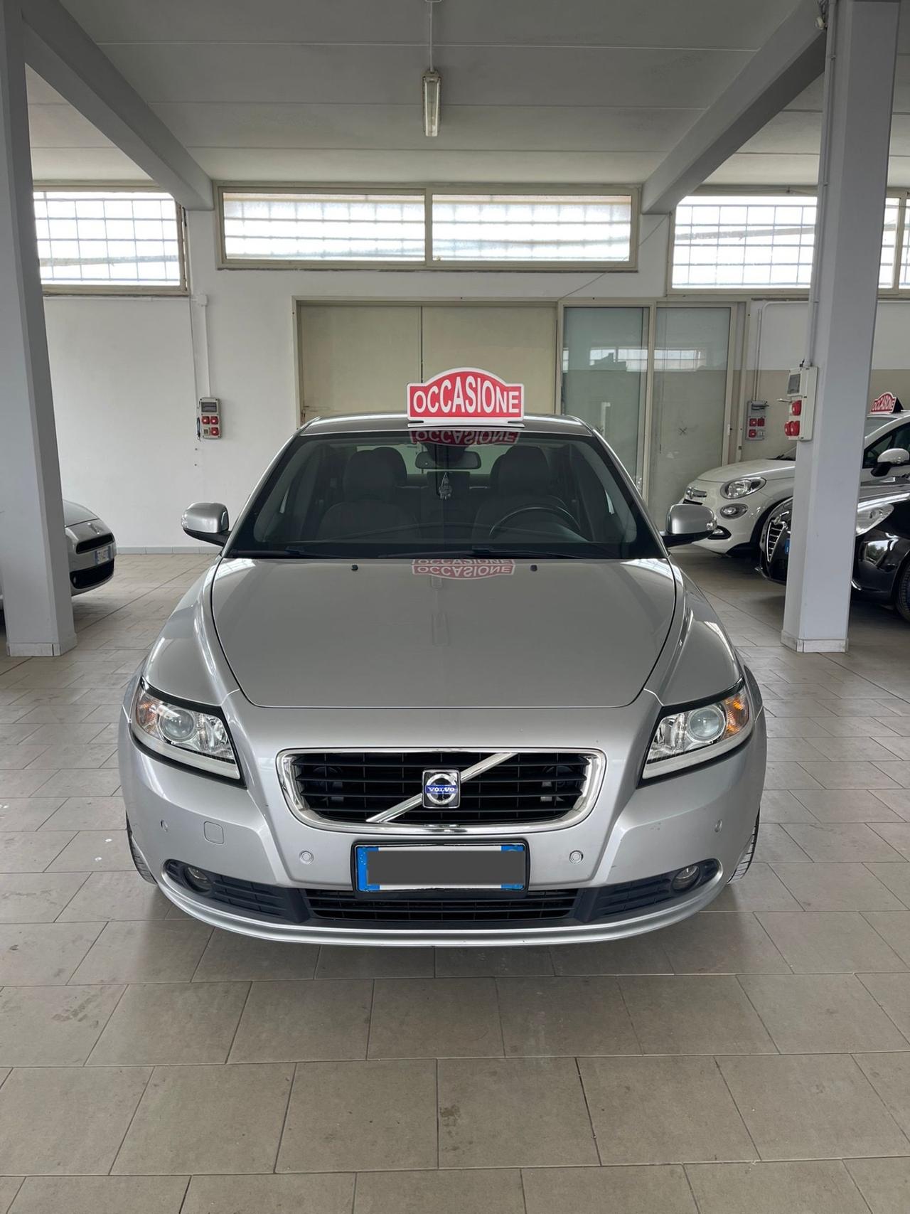 Volvo S40 2.0 D cat Summum