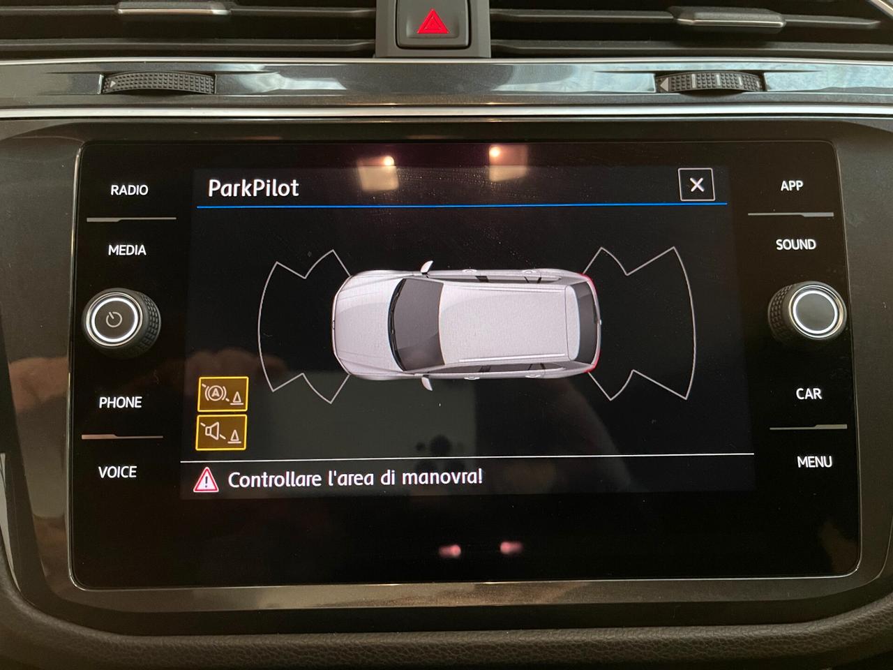 Volkswagen Tiguan Urban 1.6 TDI 115cv-Ok Neopatentati-LEGGI SOTTO