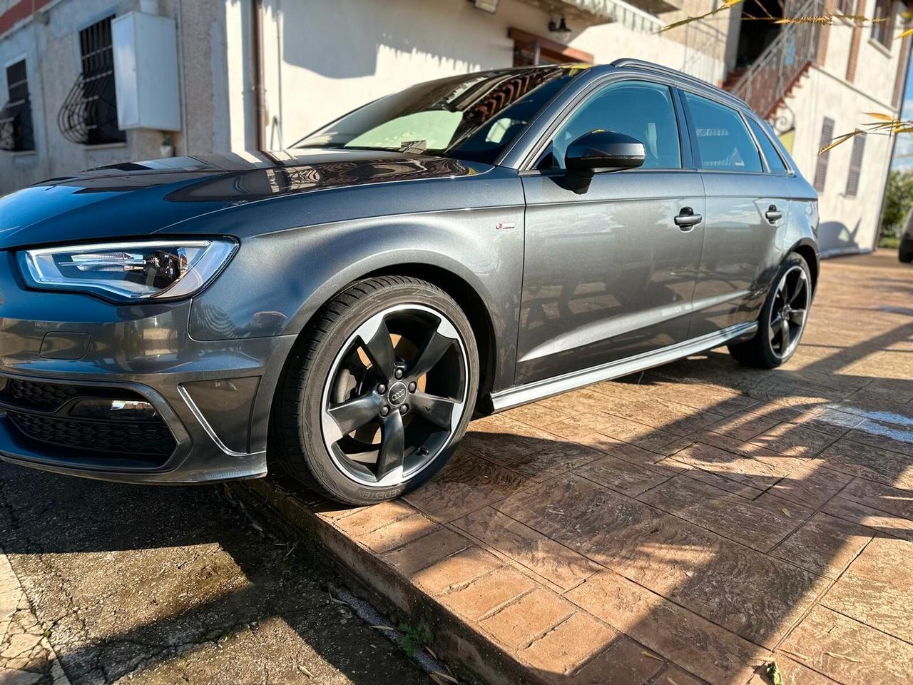 Audi A3 SPB 2.0 TDI 184 CV SLine